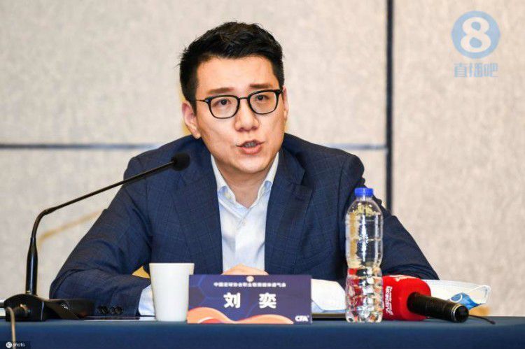成人深夜视频在线观看